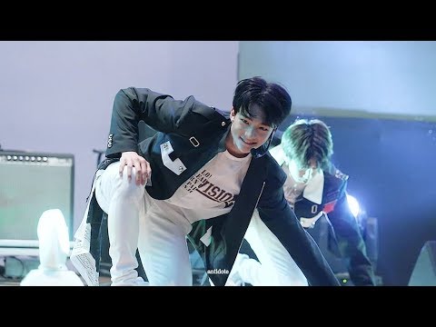 180523 덕성여대 운현가요제 StrayKids Mirror 현진 focus