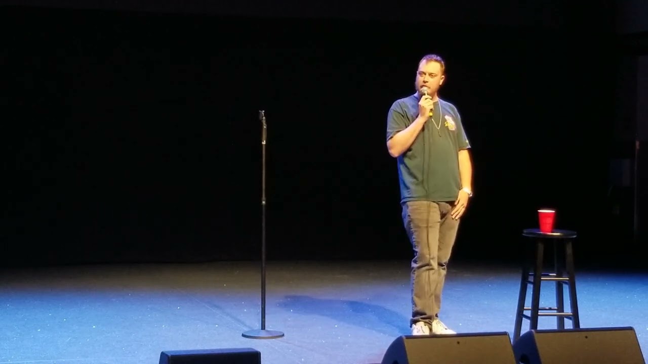 Promotional video thumbnail 1 for Ian Stuart (Comedian)