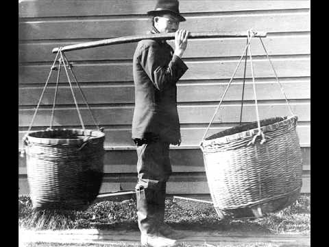 Chinesische Straßenserenade - Dr.Weißmann mit großem Symphonie-Orchester der Staatskapelle Berlin