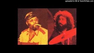 Jerry Garcia/ Merl Saunders The Lion Share 1/19/72