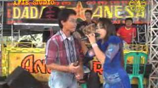 Download lagu KUMPUL AYAM (LIVE) - DADANG ANESA Feat PAPA RIZKY mp3