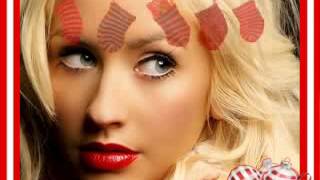 Christina Aguilera Sings The Christmas Song