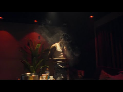 LAZER DIM 700 - Weaponry (Offizielles Musikvideo)