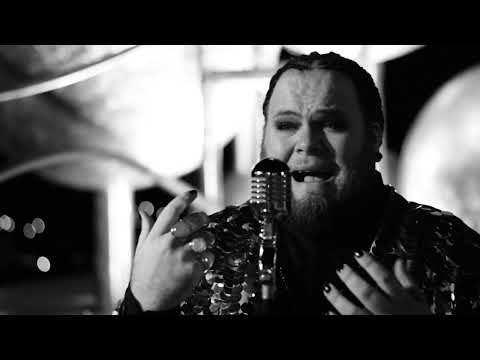 Enrique Ramil - A la que vive contigo