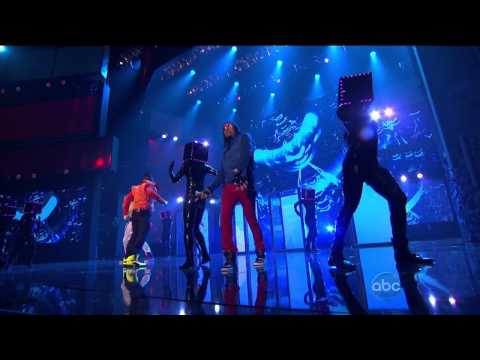 Black Eyed Peas - The Time (Dirty Bit) (American Music Awards 2010) HD
