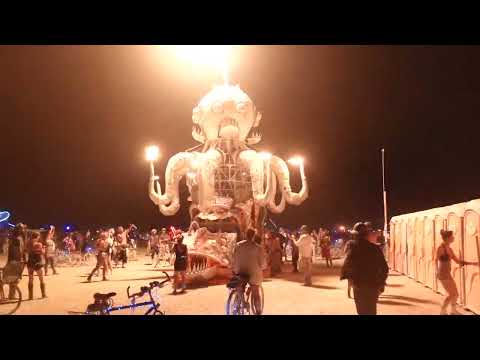 20220828 Burning Man Pulpo