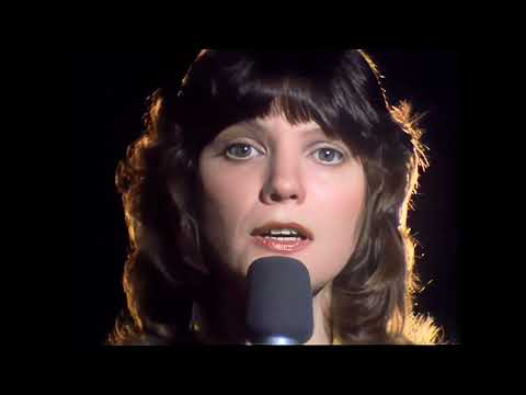 Mary MacGregor – Torn Between Two Lovers (1976) - Top Of The Pops - 1977 - stereo
