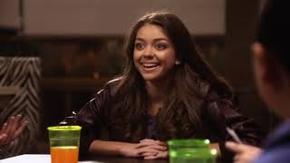 Modern Family 1x08 - Haley wants to go a party
