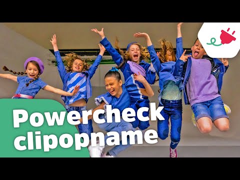 CLIP OPNEMEN IN EEN GROOT POPPENHUIS! (Vlog 105) - Kinderen voor Kinderen Video