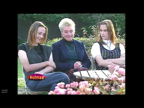 NZ On Screen: Holmes - Ingham twins silent treatment