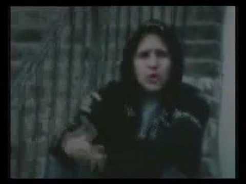 Max Peezay - Emergency (feat. Ears)