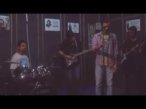 Umar Akhtar Aadat by Zyanah