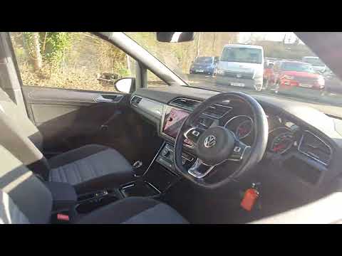 Volkswagen Touran 2.0 TDI R-Line SCR 150PS