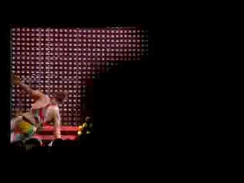 Kylie Minogue - Spinning Around (Live from Showgirl: The Greatest Hits Tour)