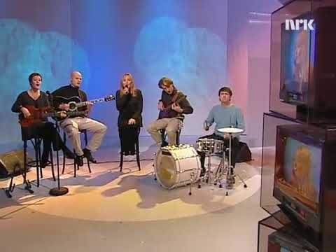 Most beautiful fretless bass solo?