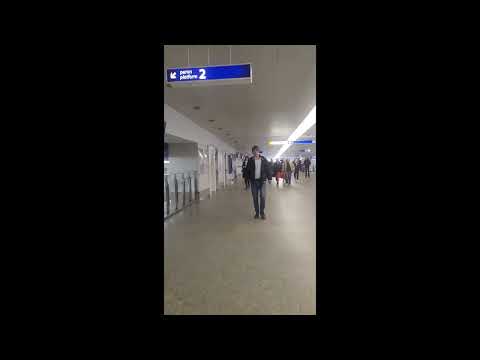 Złote Tarasy/Dworzec Centralny- Jak dojść do PIMP MY PHONE