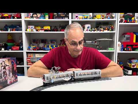 LEGO Marvel 76321 Spider-Man vs. Doc Ock Subway Train Scene