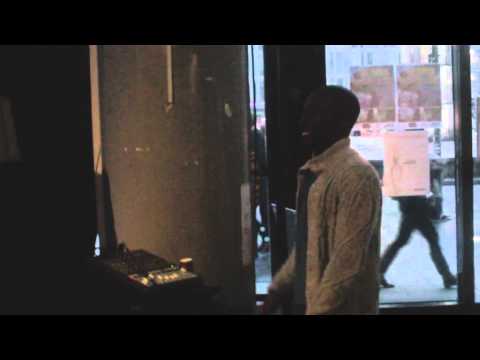 Malcolm B & Gedi Gedz - kom igen.avi