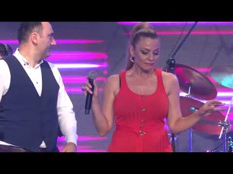 Elena Velevska i Grupa Akademci - Kume zaigraj (Live Quarantine Show)