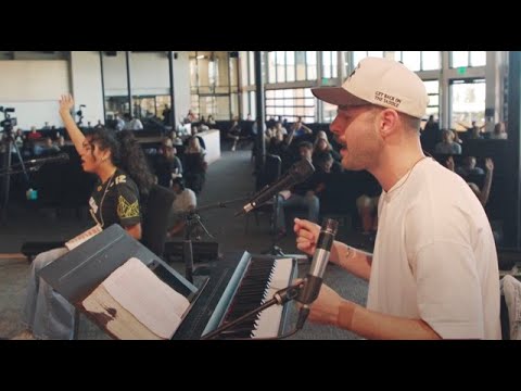 Yeshua - Andre'a Alexis & Aaron Tedeschi | UPPERROOM Tuesday Set 06/17/2025