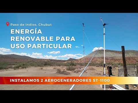 Dos aerogeneradores funcionando Paso de Indios, Chubut