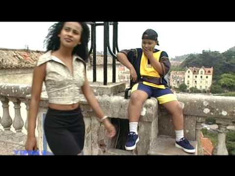 Eduardo Paim - Boazuda, É (Vídeo Oficial) (1998)