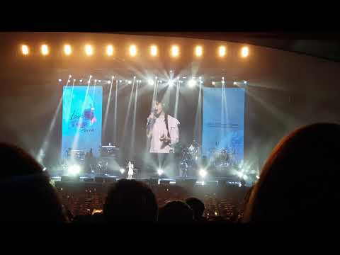 191207 IU "Love, Poem" Tour in SG - Rain Drop