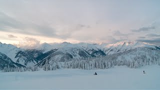 preview picture of video 'The Flatlanders In GOLDEN 2013 HD Snowmobiling Video'