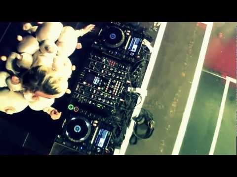 Peaches DJ Extravaganza - Trailer