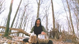 Armin Metz plays exotic sounds on tabla ° forest Sympla hang out (real-time trigger skills #2)