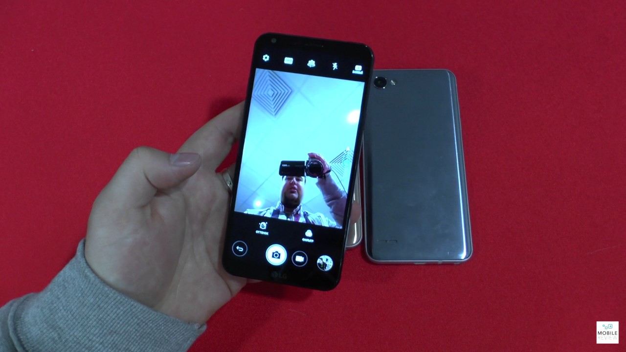 Смартфон LG (M700) Q6a Black Gold