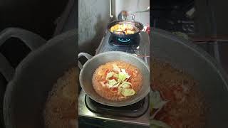 Download lagu The seblak business was quiet, suddenly someone bought 5 packs mp3