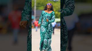 Stunning Batiki fitting dress style #mishonoyavitenge #AfricanClothing #fashionstyle