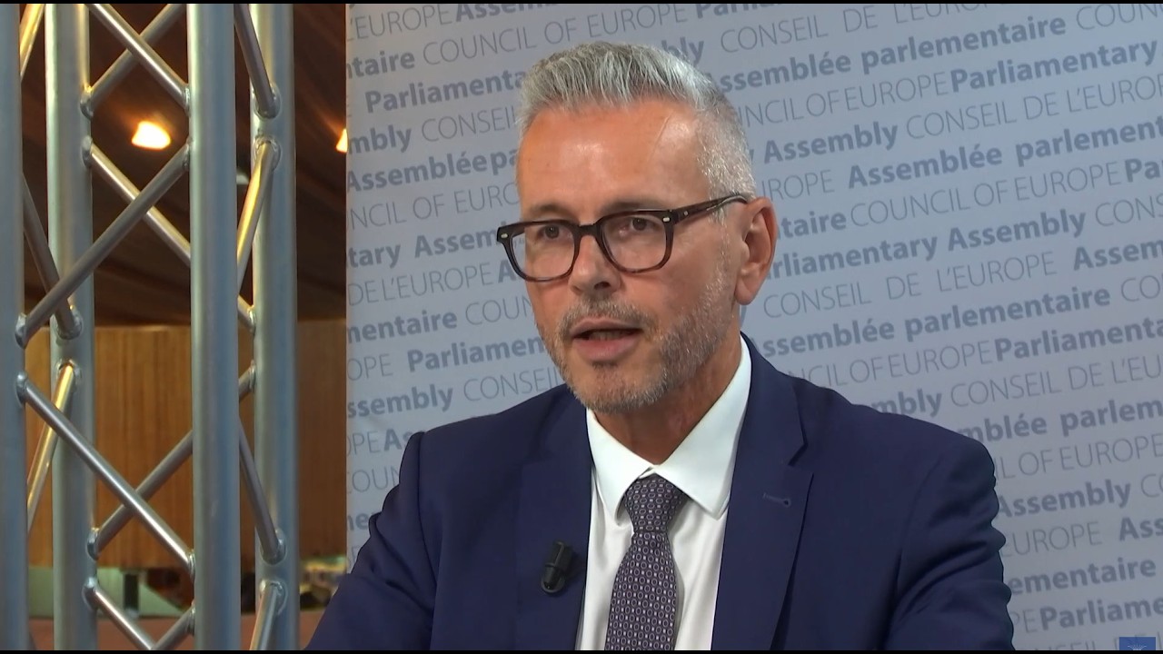 Christophe Lacroix de l'APCE sur le fait de réduire les voix critiques en Azerbaïdjan