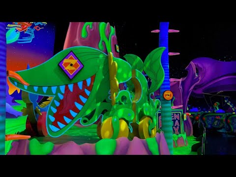 Buzz Lightyear Astro Blasters/Disneyland Esplanade OST: Planet Z (Fixed)