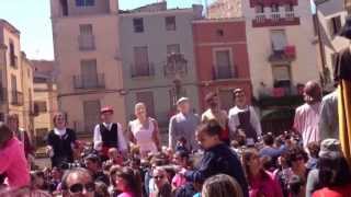 preview picture of video 'Multitudinària trobada gegantera a la Festa Major de Tàrrega'