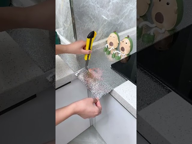 Vídeo relacionado con Hode Papel Vinilo Transparente Adhesivo Muebles Pared Cocina, Protector Pared Encimera 30cmx300cm, Impermeable Lámina Protectora para Libros