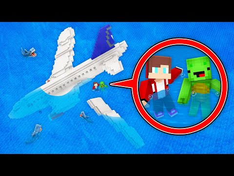 Paper - How Mikey & JJ CRASH On Airplane In The OCEAN in Minecraft (Maizen)