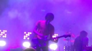 The Cribs - Leather Jacket Love Song  [live @ Millenium Square, Leeds 22-07-16]