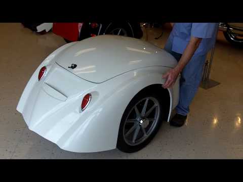 The Entourage Motorcycle Trailer by Bushtec