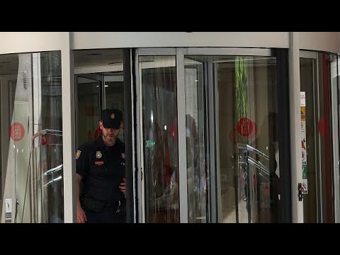 Razzien in Spanien: Mehr als 20 Festnahmen