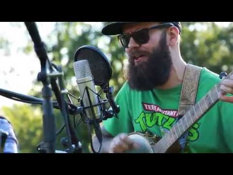 Slack Bird - Oottajan Laulu ║ LÄHELTÄ