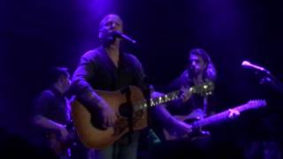 Kiefer Sutherland - &quot;Saskatchewan&quot;