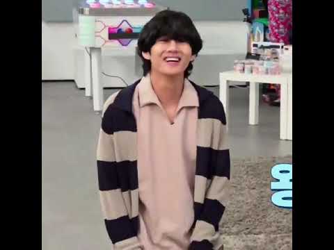 Run BTS ep 116 taetae cute impression when he mistakenly hit a staff😊💜💜💜