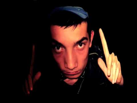 Ouz-Han Ft Mc Tolqahan - Tıpkı Annesi Gibi 2o12