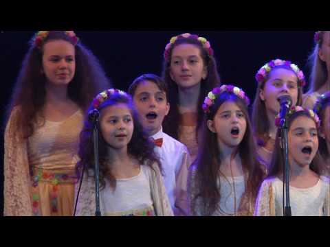 GRUPUL VOCAL PINOCHIO  - MAMA