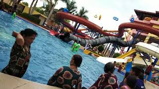 preview picture of video 'Crescent waterpark Madhya Pradesh India(15)'