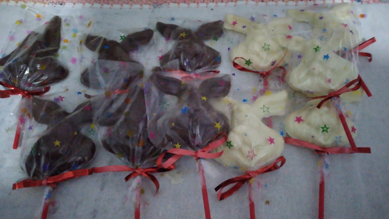 Watch Now PIRULITO DE CHOCOLATE EM FORMA DE COELHO PARA A PÁSCOA 🐇🐇🐇 PIRULITO DE CHOCOLATE EM FORMA DE COELHO PARA A PÁSCOA 🐇🐇🐇