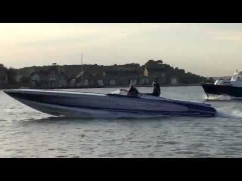 Donzi 38 Sold through Moore Yachts Ltd