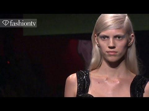 Prada Spring/Summer 2014 FIRST LOOK | Milan Fashion Week MFW | FashionTV